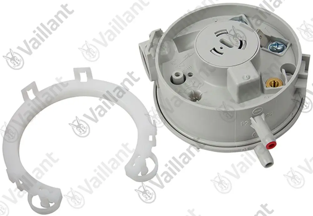 Vaillant Druckwächter, bestehend aus einem runden Gehäuse mit mehreren Anschlüssen und einem grauen Montagekranz, zur Überwachung von Druckverhältnissen.